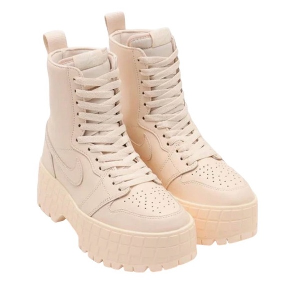 Nike Air Jordan 1 Brooklyn High Top Chunky Platform Leather Boot Size 9.5 New - Picture 4 of 12